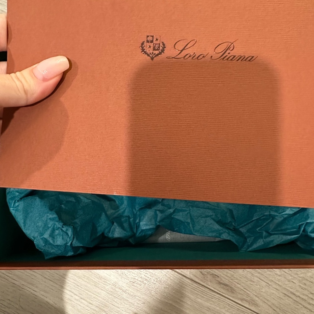 SOLD Loro Piana L19 - Picture 9 of 13